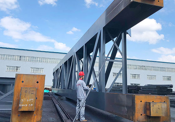 H�͸�����